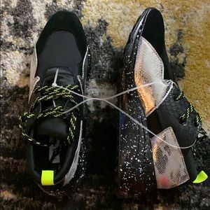 STEVE MADDEN Black and Silver Cliff Sneakers NWT